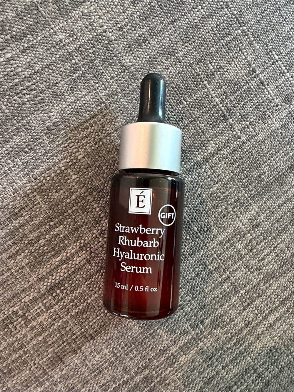 Eminence Strawberry Rhubarb Hyaluronic Serum – Travel size (0.5 ounces)